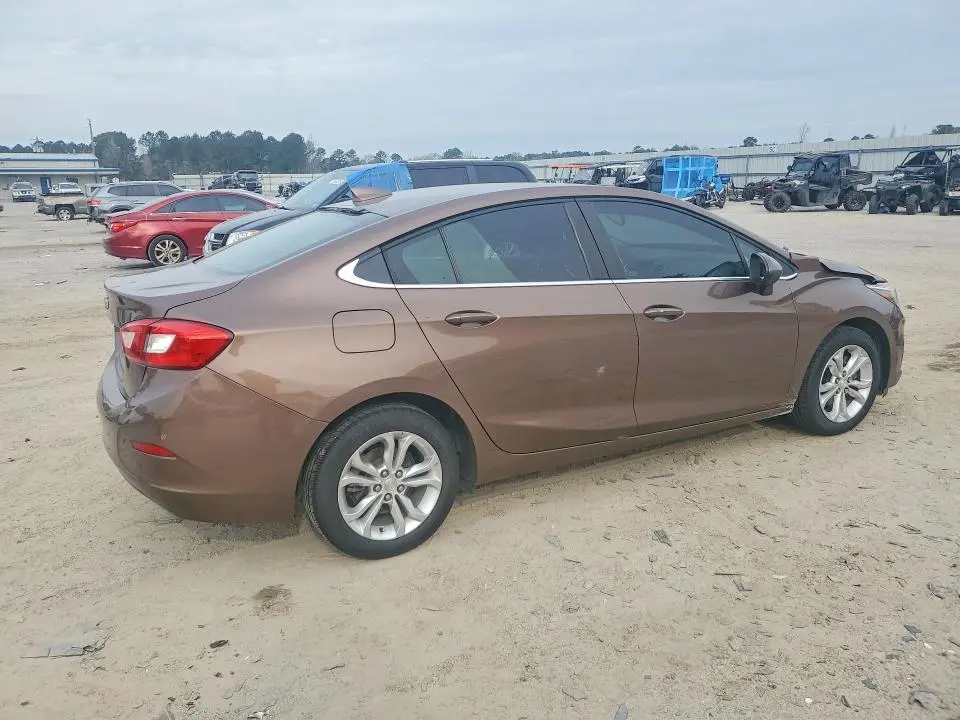 2019 CHEVROLET CRUZE LT  