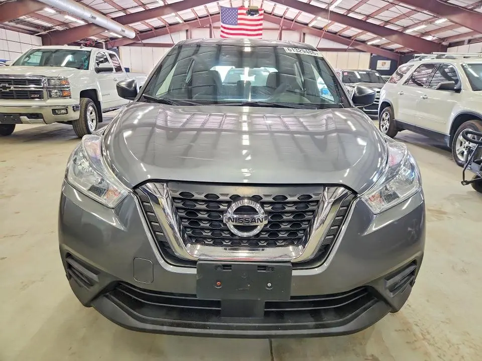 2020 NISSAN KICKS S  