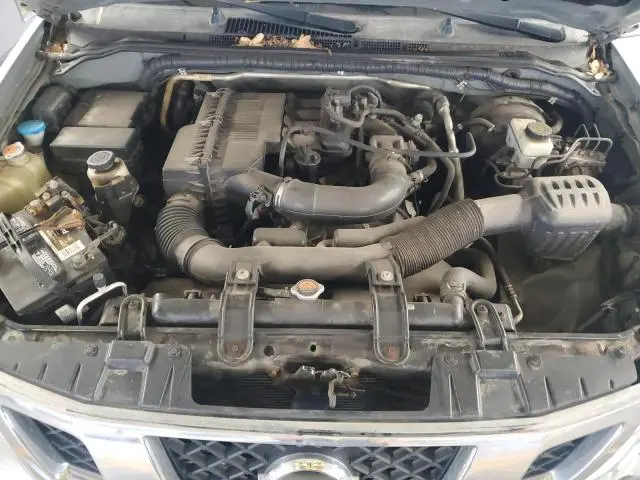 2013 NISSAN FRONTIER S  