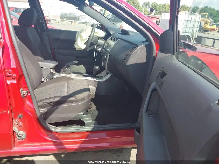 2011 FORD FOCUS SE