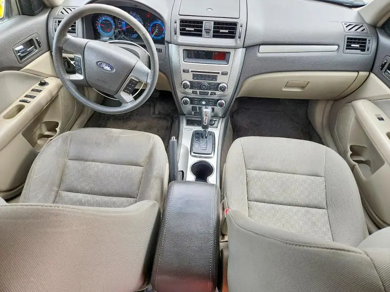 2010 FORD FUSION SE  
