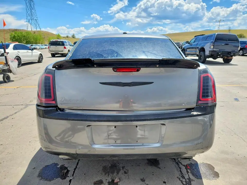 2011 CHRYSLER 300C   