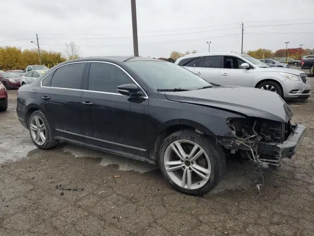 2012 VOLKSWAGEN PASSAT SE  
