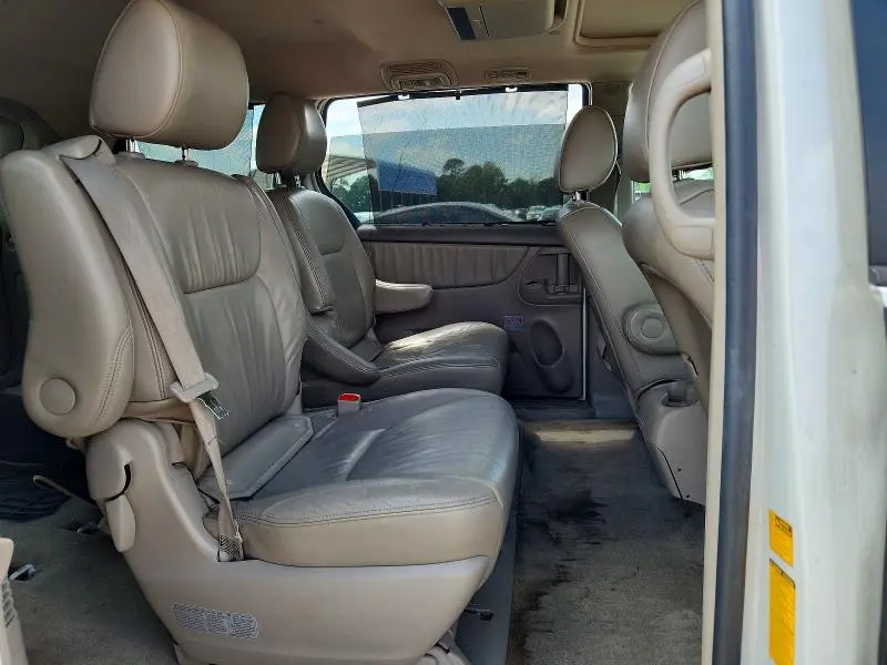 2010 TOYOTA SIENNA XLE LIMITED  