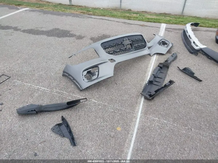 2021 MERCEDES-BENZ GLB 250  