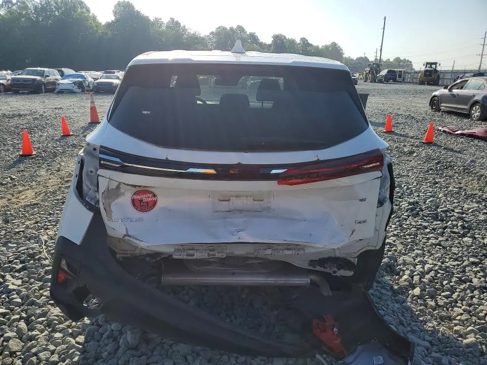 2024 KIA SELTOS LX  