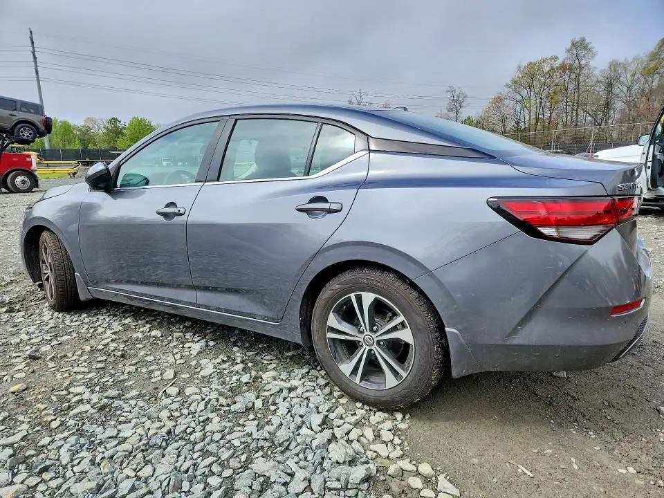 2022 NISSAN SENTRA SV  