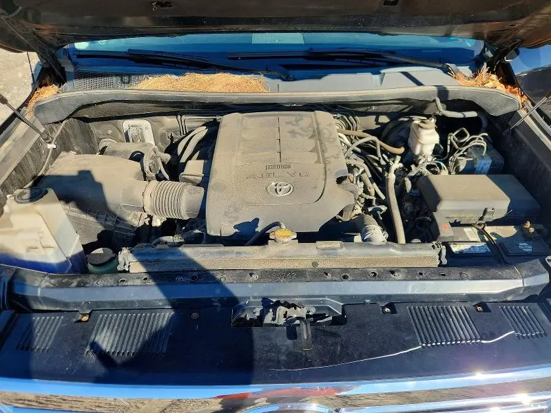 2016 TOYOTA TUNDRA SR5  