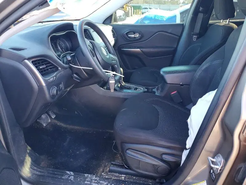 2021 JEEP CHEROKEE LATITUDE  