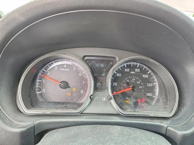 2016 NISSAN VERSA 1.6 SV  