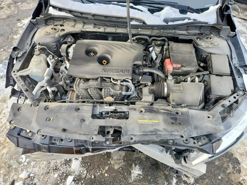 2019 NISSAN ALTIMA SR  