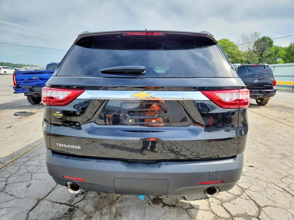 2018 CHEVROLET TRAVERSE LS  