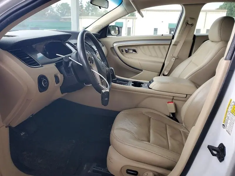 2019 FORD TAURUS SEL  