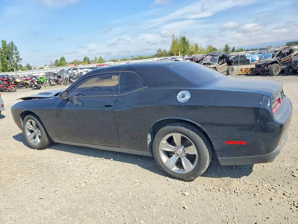 2015 DODGE CHALLENGER SXT  