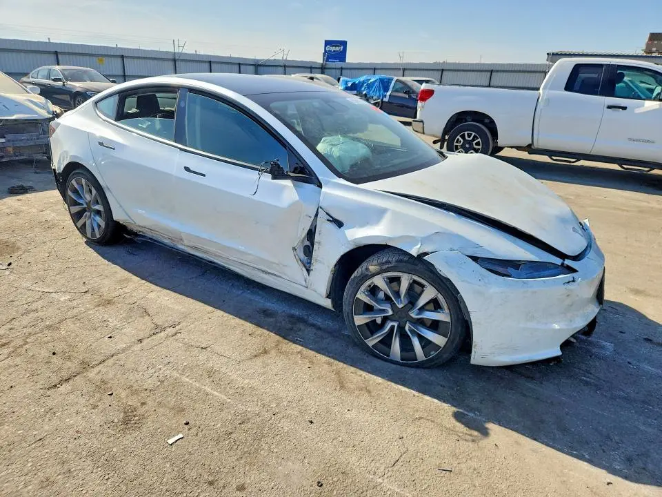 2025 TESLA MODEL 3   