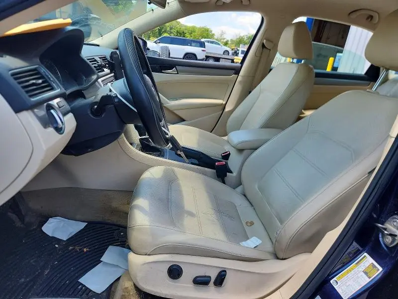 2014 VOLKSWAGEN PASSAT S  
