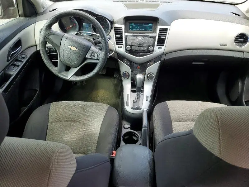 2012 CHEVROLET CRUZE LS  