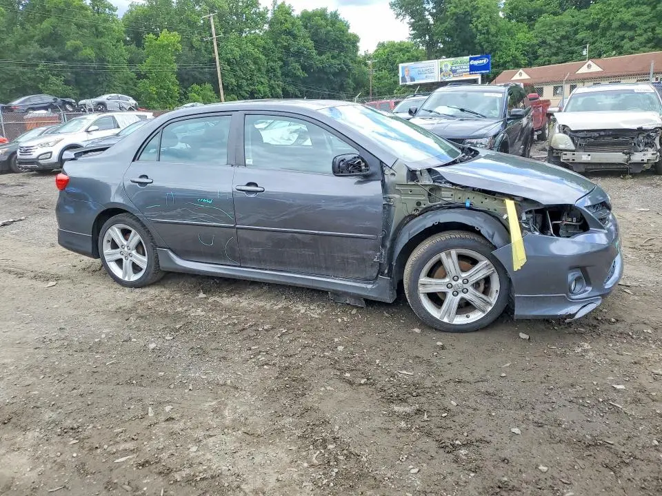 2013 TOYOTA COROLLA S  