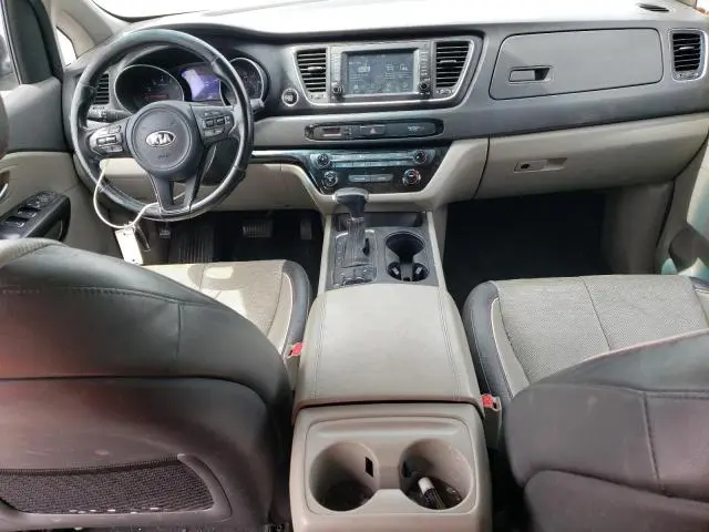 2017 KIA SEDONA LX  
