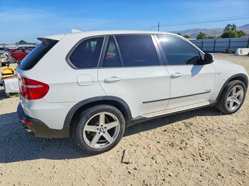 2010 BMW X5 M  