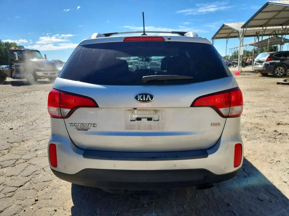 2014 KIA SORENTO LX  
