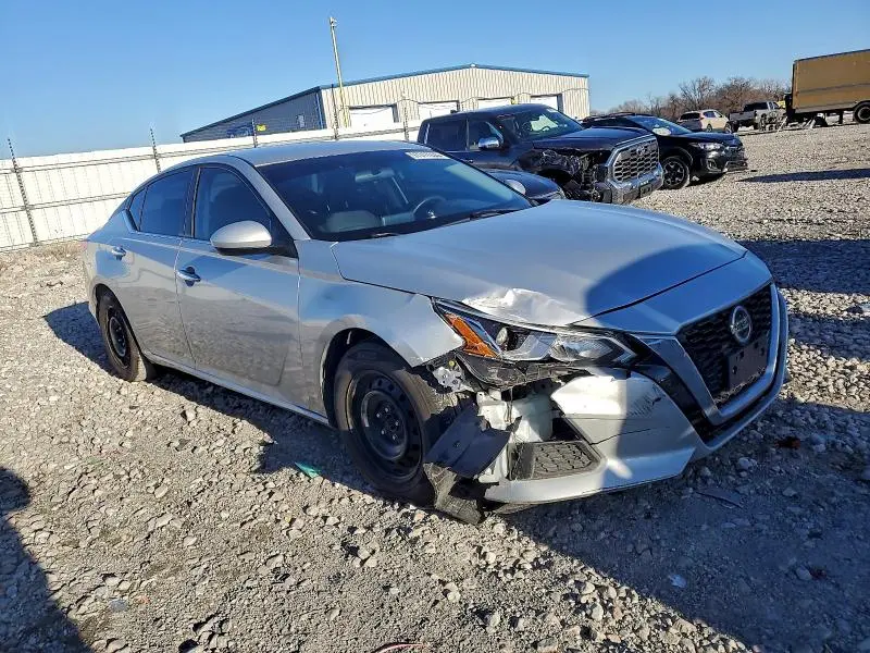 2019 NISSAN ALTIMA S  