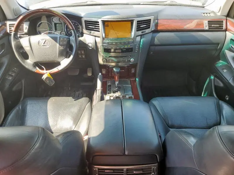 2011 LEXUS LX 570  