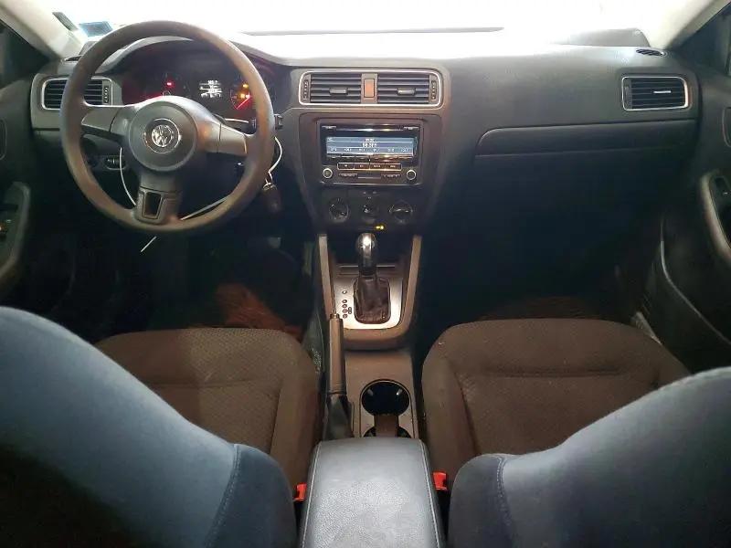 2013 VOLKSWAGEN JETTA BASE  