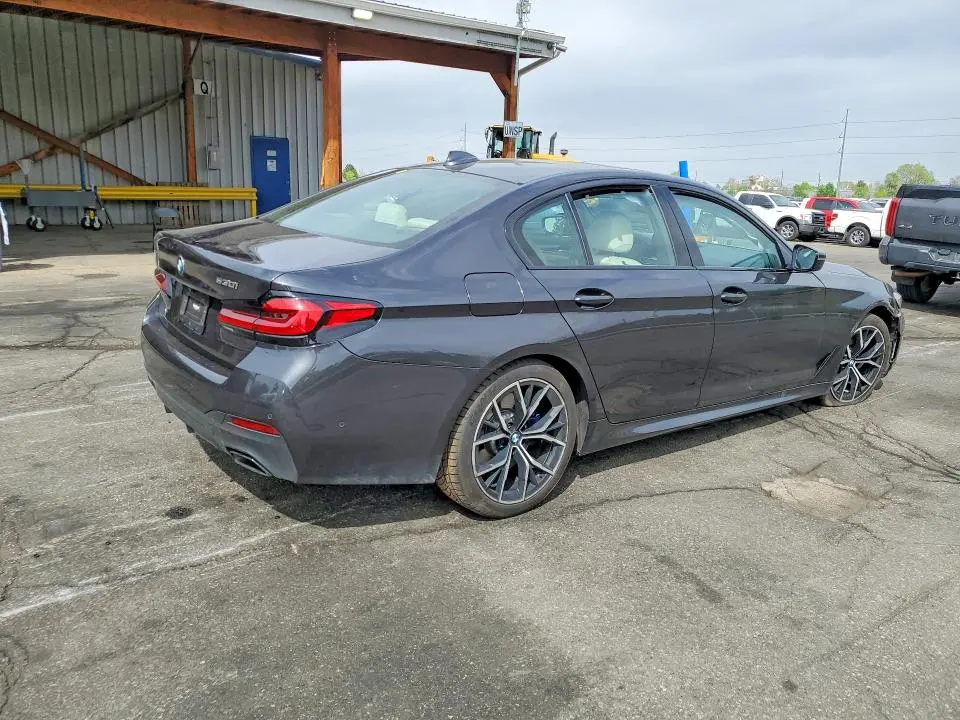 2022 BMW 530 XI  
