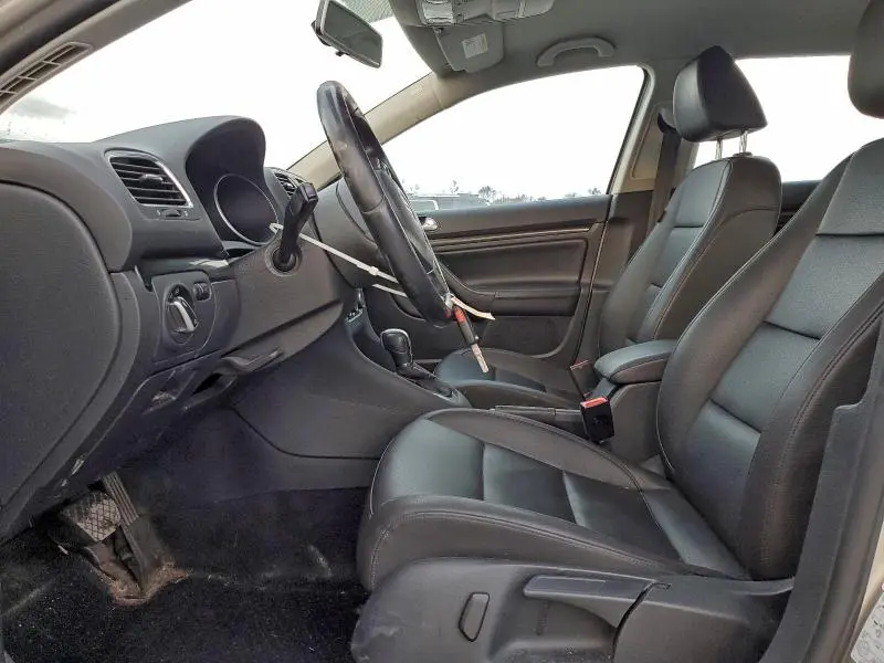 2013 VOLKSWAGEN JETTA S  