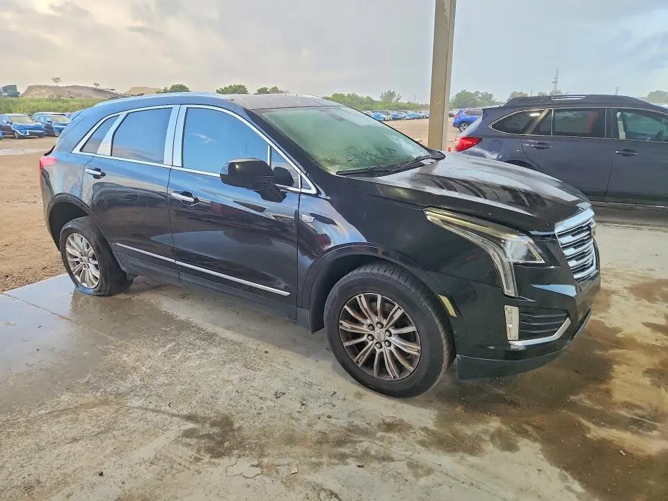 2019 CADILLAC XT5   