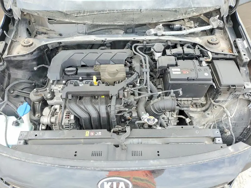 2021 KIA RIO LX  
