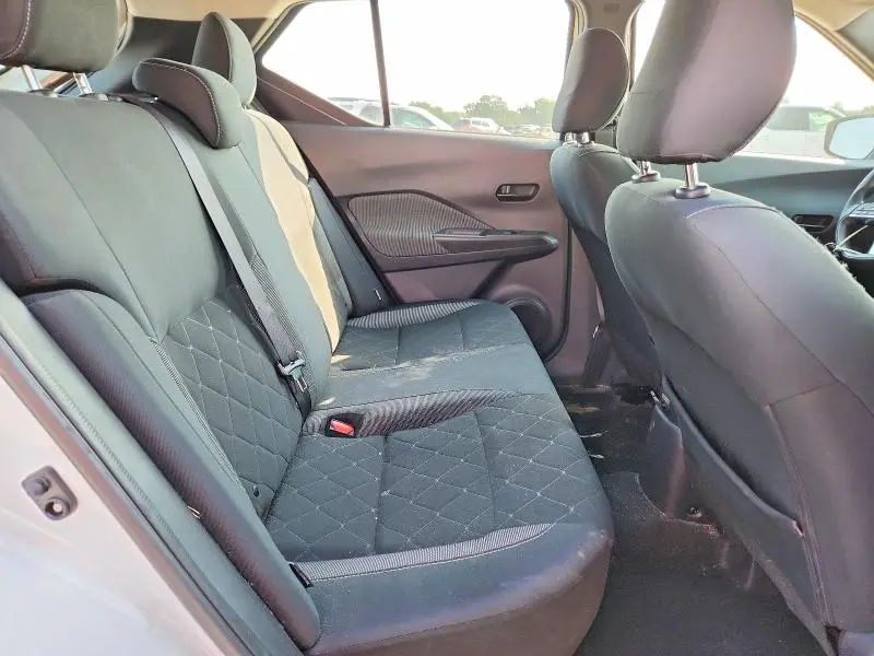 2020 NISSAN KICKS   