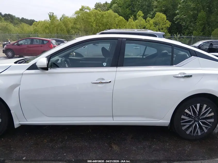 2023 NISSAN ALTIMA SV FWD