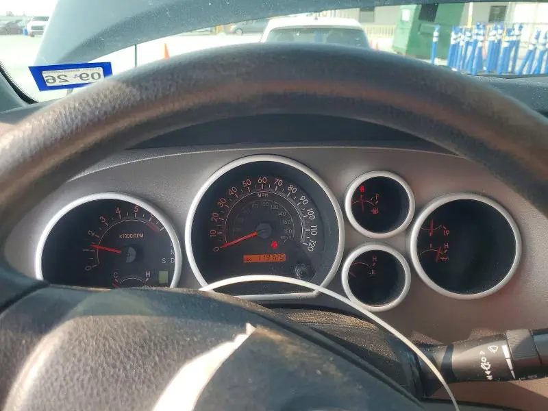 2011 TOYOTA TUNDRA CREWMAX SR5  