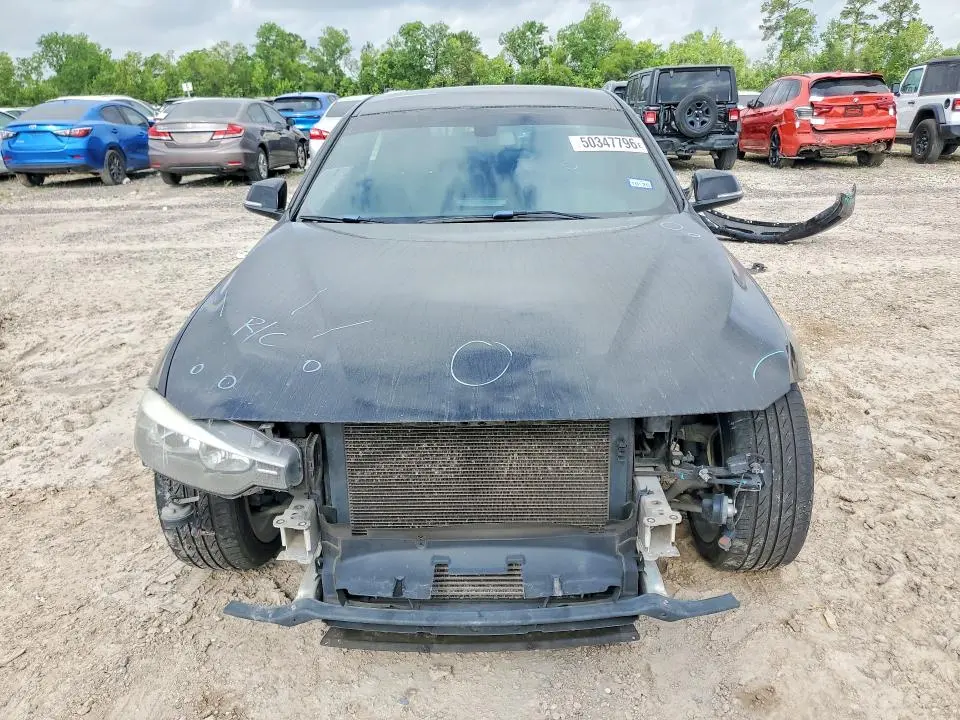 2014 BMW 320   