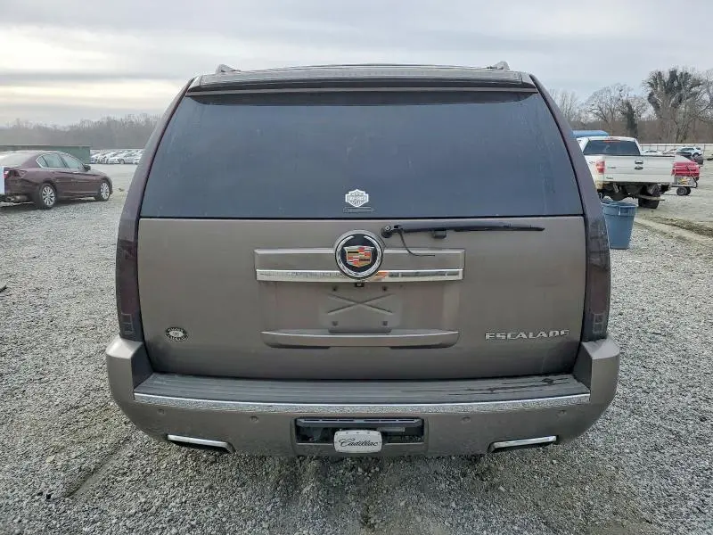 2013 CADILLAC ESCALADE ESV PREMIUM  