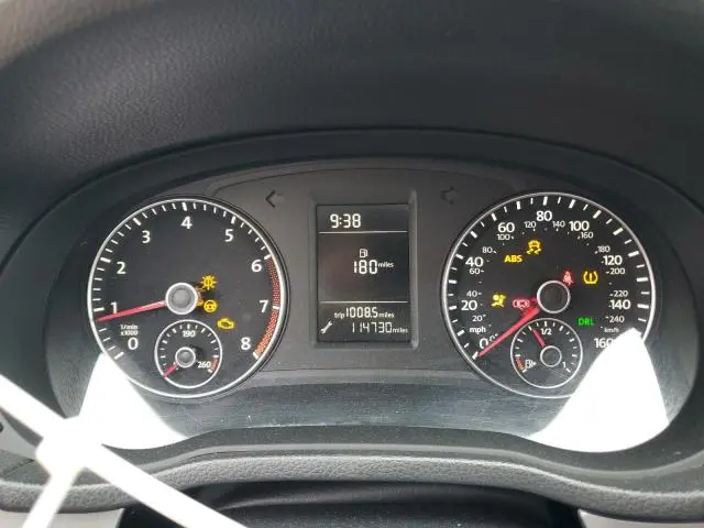 2014 VOLKSWAGEN PASSAT S  