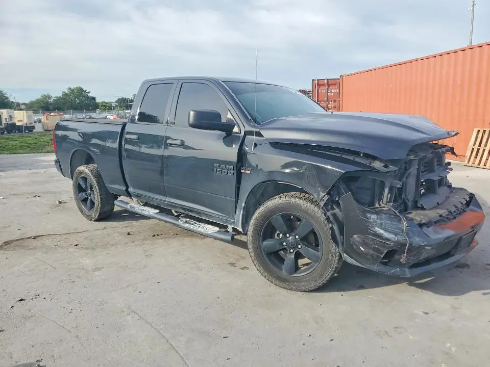 2016 RAM 1500 ST  