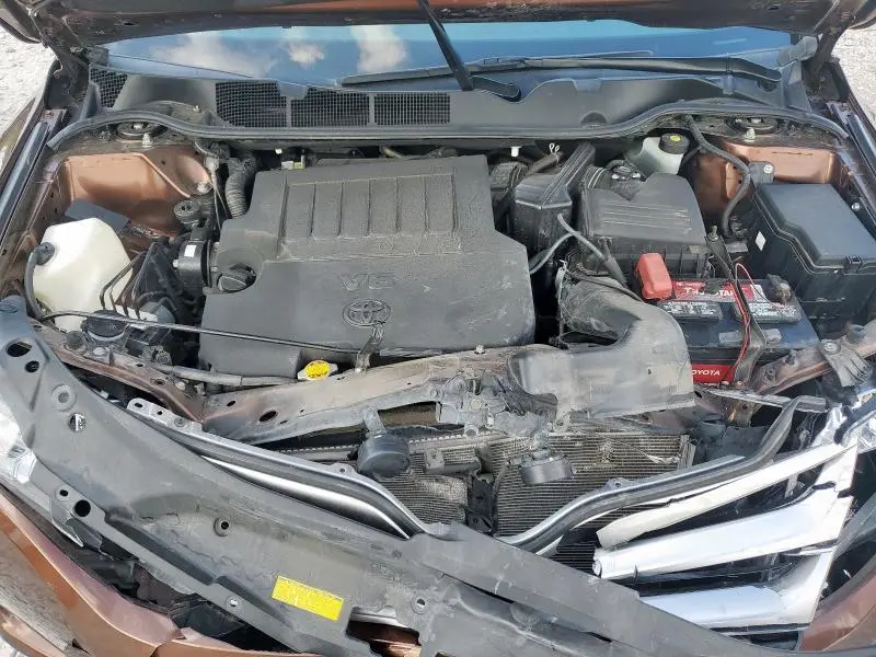 2013 TOYOTA VENZA LE  