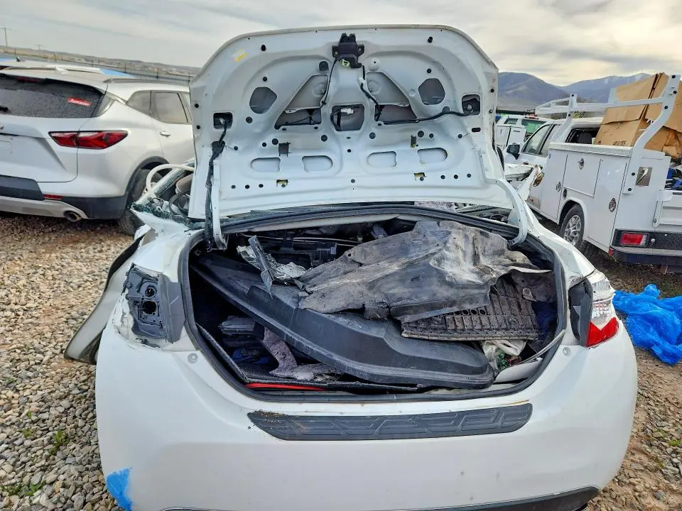 2017 TOYOTA COROLLA XLE  