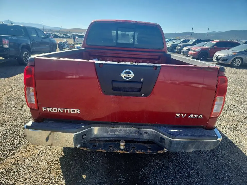 2015 NISSAN FRONTIER SV  
