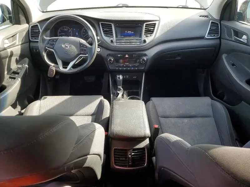 2017 HYUNDAI TUCSON VALUE  