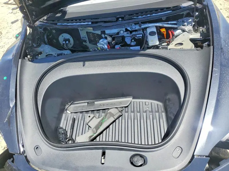 2026 TESLA MODEL 3   