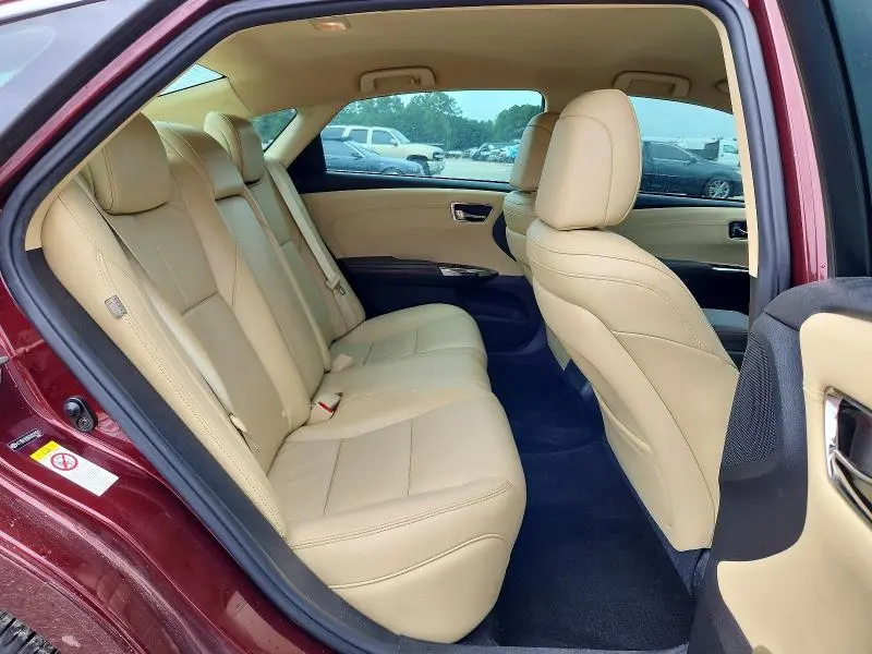 2016 TOYOTA AVALON XLE  