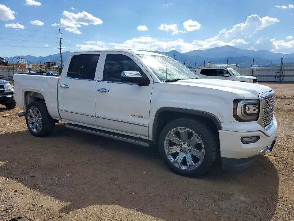2017 GMC SIERRA K1500 DENALI  