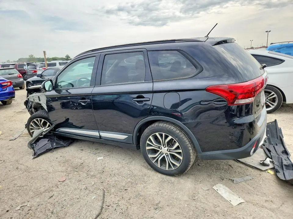 2016 MITSUBISHI OUTLANDER SE  
