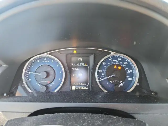 2015 TOYOTA CAMRY LE  