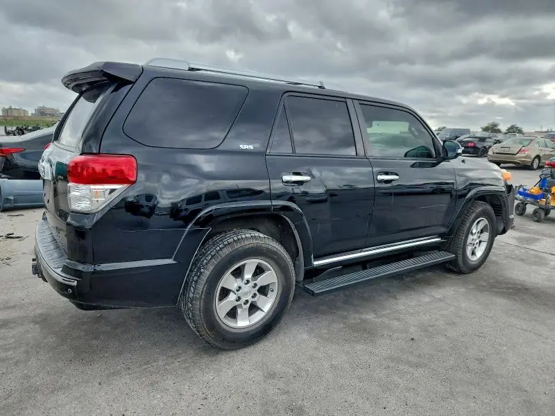 2011 TOYOTA 4RUNNER SR5  