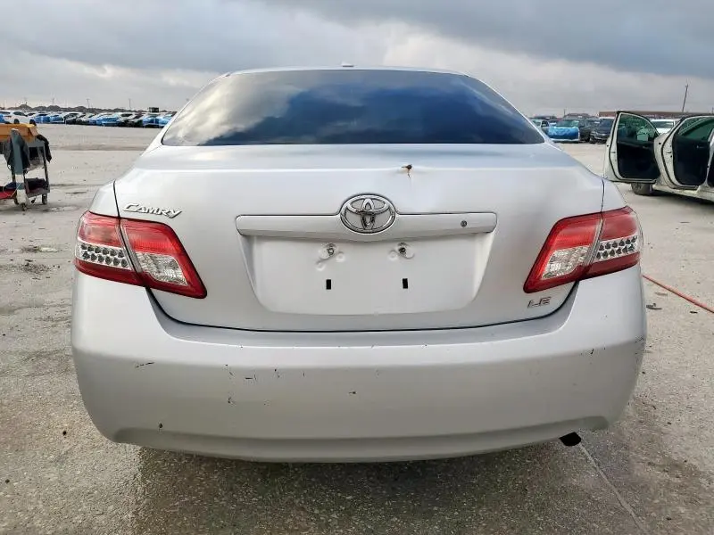 2010 TOYOTA CAMRY BASE  